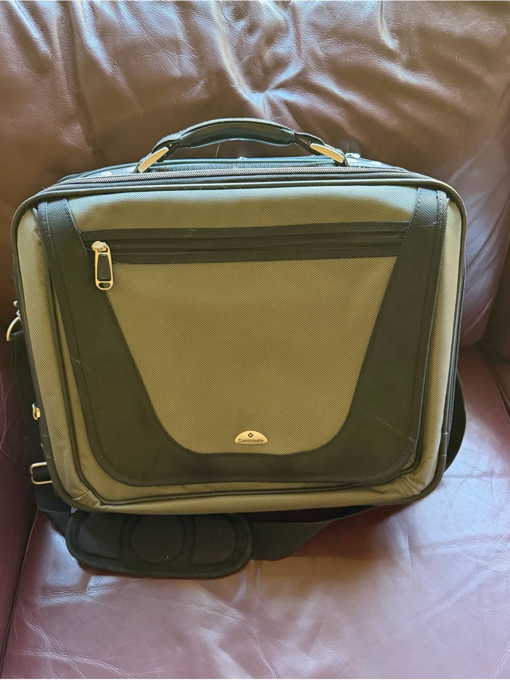 Men's / women’s Olive Gray and Black Laptop Briefcase (Many Pockets)